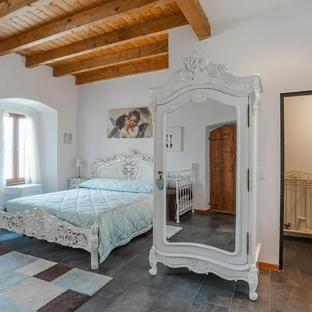 Casa Rustica - Happy Villa Rezzonico